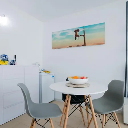 313 Park With Pool And Private Garden Appartamento
